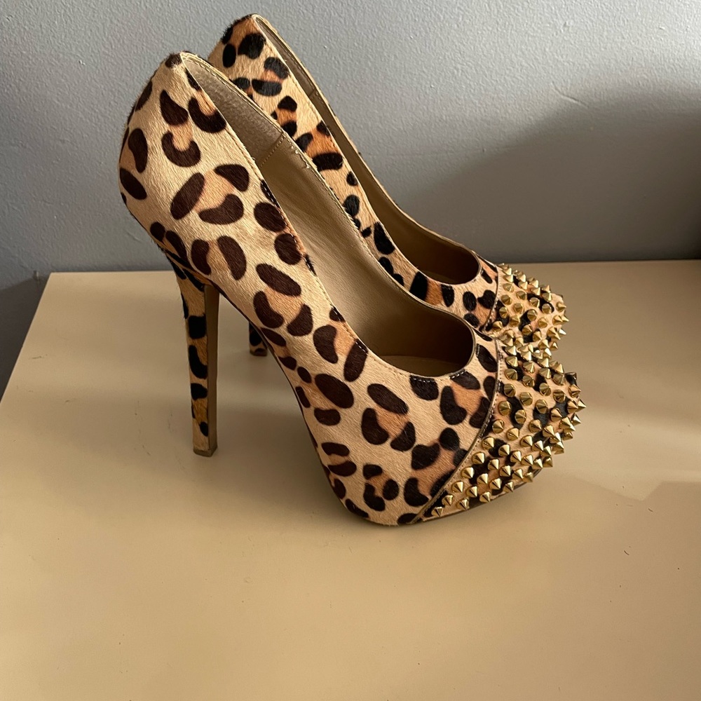 Steve Madden animal print heels